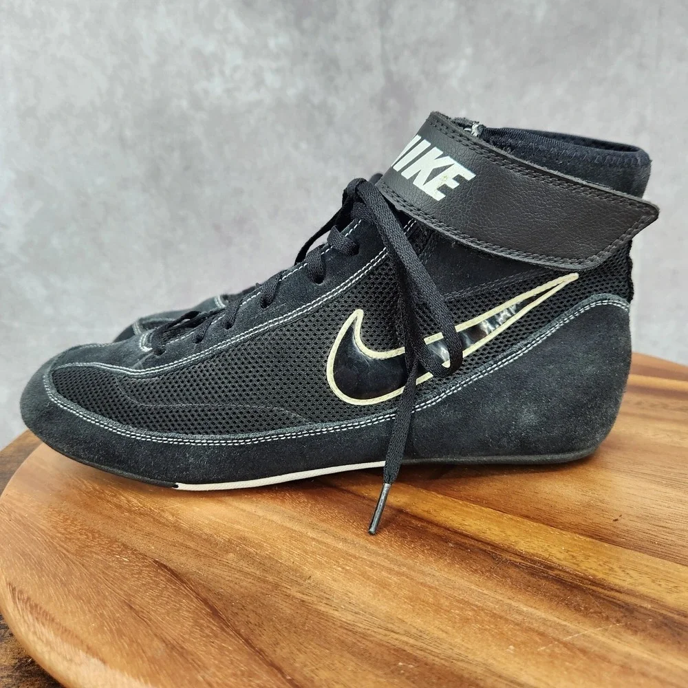 Nike speed sweep